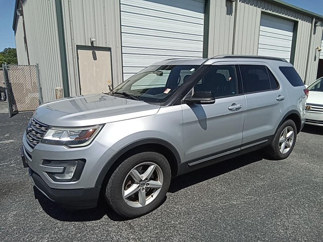 BUY FORD EXPLORER 2017 XLT 4WD, Paducah Auto Auction